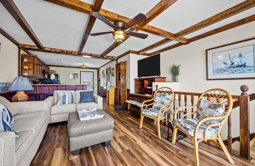 Sneads Ferry House | After Dune Delight - 3BR Townhome in North Topsail Beach Sleeps 9