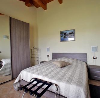 Albiano d'Ivrea House | Agriturismo Cascina Mariale