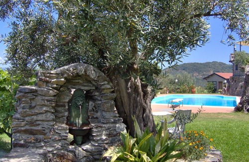 Nocera Terinese Bed & Breakfast | AGRITURISMO VOTA, RELAXATION OASIS, POOL, FAMILY HOLIDAY, CALABRIAN CUISINE