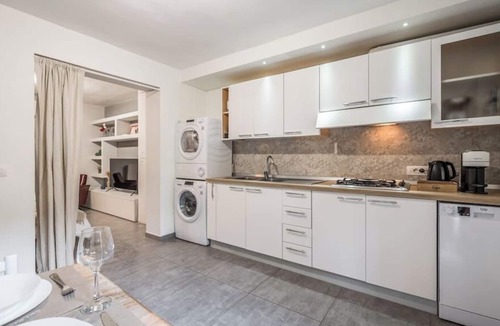 San Faustino-Madonnina-Quattroville Apartment | AL MULEIN