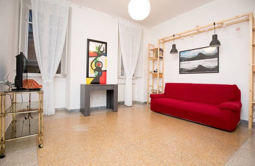 Tivoli Apartment | "Al Vicolo di San Getulio," along the walls of the Villa d'Este gardens.