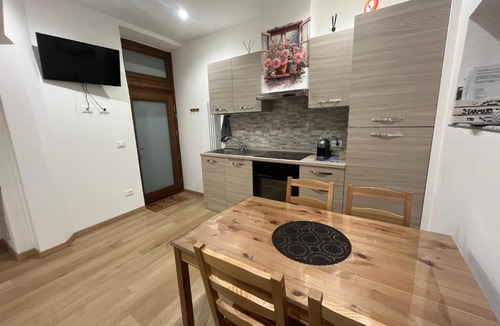 Intra Apartment | Al Vicolo