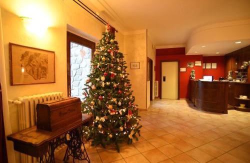 Pievepelago Hotel | Albergo Bucaneve