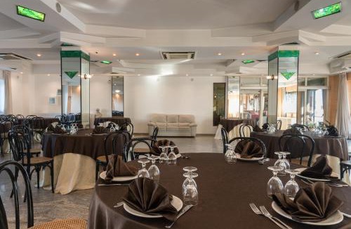Mangone Hotel | Albergo Carpino