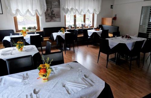 Ponte nelle Alpi Hotel | Albergo De March