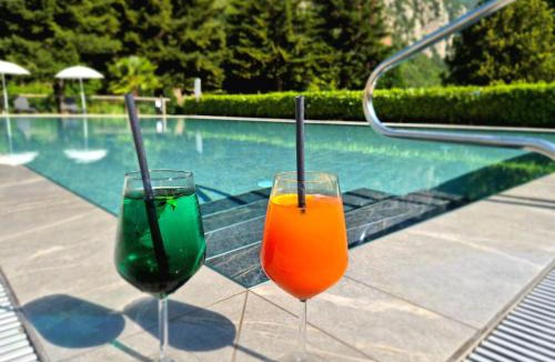 Padergnone Hotel | Albergo Miralaghi