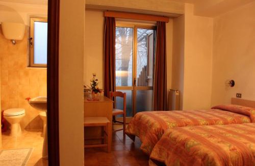 Sigillo Hotel | Albergo Ristorante Montecucco da Tobia