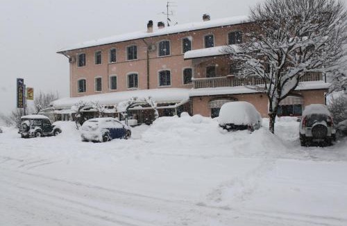 Castiglione dei Pepoli Hotel | Albergo Ristorante Sterlina