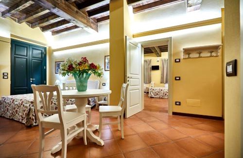 Pomponesco Hotel | Albergo Trattoria Il Leone