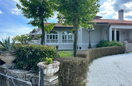 Margine Coperta-Traversagna Villa | Alfresco luxury Villa with Heated pool