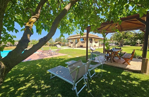 Alghero Villa | Alghero Villa for 10 people, with 3 bed, 3 bath, veranda and swimming pool