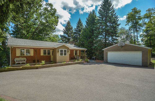 McHenry Cottage | All About Me by Taylor Made Deep Creek