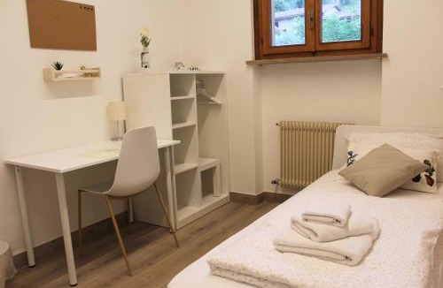 Artegna House | All'antico ulivo Affittacamere