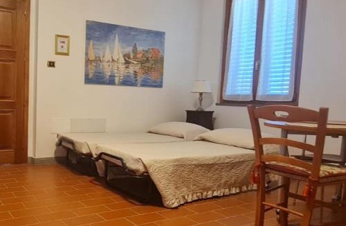 Civitella in Val di Chiana House | ALLOGGIO GLI SCOIATTOLI
