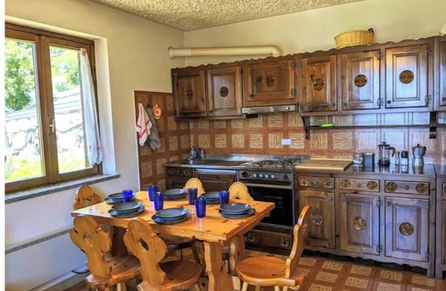 Mongnod Villa | Alpine Vista Villa Hardaker: 4 bedrooms Ski Torgnon, Aosta