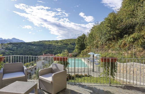 Villa Collemandina Apartment | Altana (CNG176) by Interhome