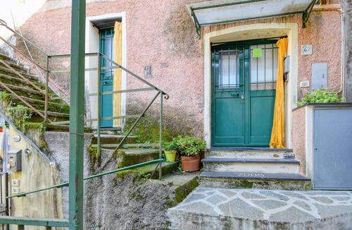 Sori Apartment | Amazing apartment in Sori with WiFi