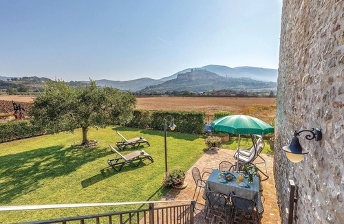 Assisi House | Amazing home in Assisi PG with WiFi