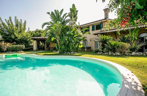 Polistena House | Amazing home in Polistena with sauna