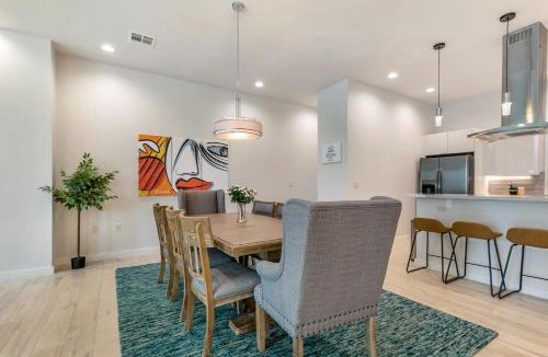 Mid-City House | Amazing New Construction Villa with Balconies