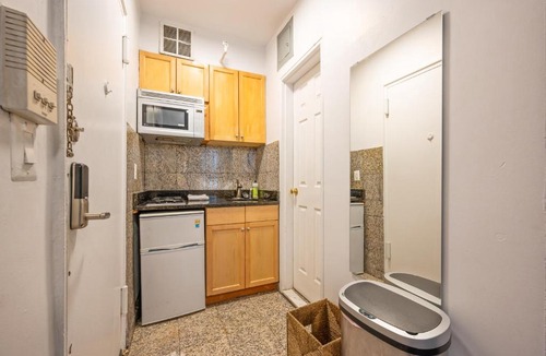 Midtown South Apartment | Amazing Studio in Kips Bay