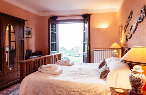 Molazzana Apartment | An elegant & spacious farmhouse apartment with private loggia and amazing views