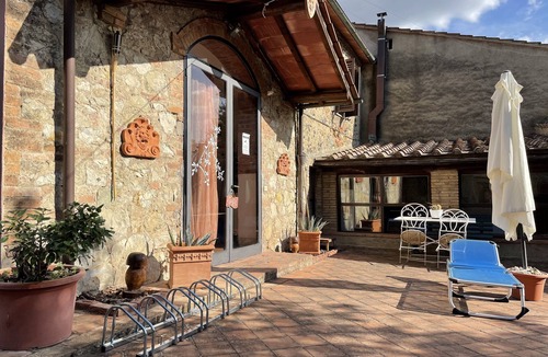 Vescovado House | Ancient Residences Bishopric A House in the Woods