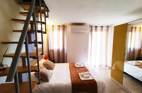 Meina Apartment | Antico borgo tra i laghi