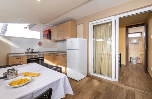 Latina Lido RV Rental | Anxur Village Camping