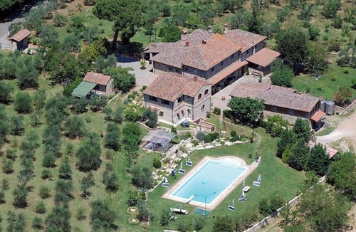 Mercatale Val di Pesa Apartment | Apartment 'Gallo Flat' with Mountain View, Wi-Fi and Air Conditioning