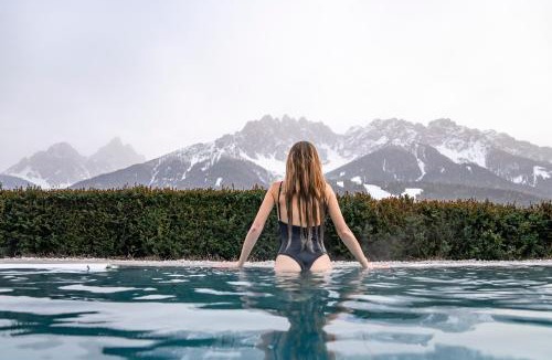Valdaora di Sopra Apartment | Aparthotel Familiaris - Family Apartments - Pools & Spa in Dolomites