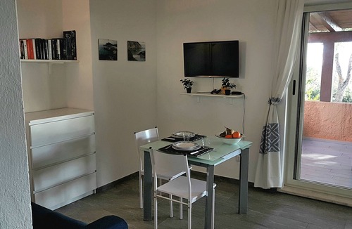 Santa Margherita di Pula House | Apartment with terrace and sea view, 2 minutes walk to the beach!
