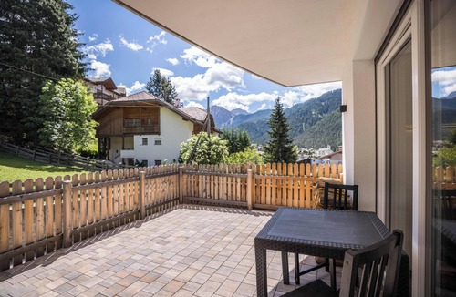 Mareo Apartment | Apartment Treï Residence Bun Sté with Mountain View, Whirlpool, Sauna, Wi-Fi, Terrace & Balcony