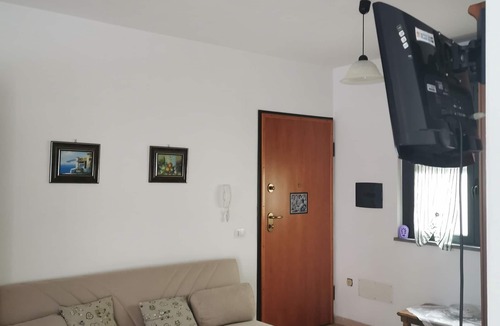 Bosa Historic Centre Apartment | Apartment 2 km from the sea, 200 meters from the historic center of bosa