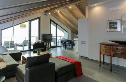 Lesa Apartment | Apartment ∙ 3 bedrooms ∙ 6 guests