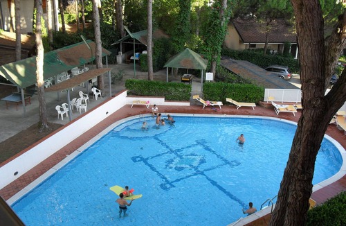 Eraclea Mare House | Apartment 5 people Condominio La Rustica with swimming pool WI-FI