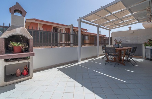 Portopalo di Capo Passero Apartment | Apartment "Andromeda Luxury Home" with Private Terrace & Wi-Fi