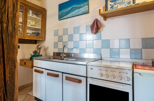 San Giacomo Apartment | Apartment 'Appartamento Cocodi' with Mountain View, Shared Garden and Balcony