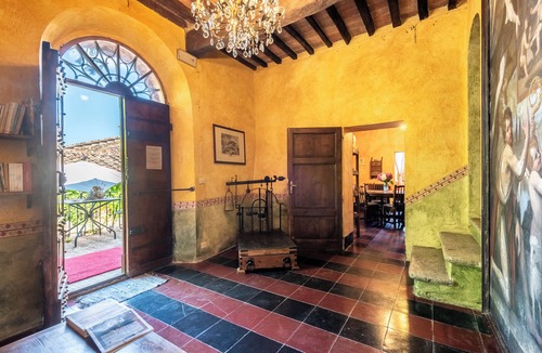 Palazzina Apartment | Apartment 'Appartamento Palazzina' with Lake View, Shared Pool and Wi-Fi