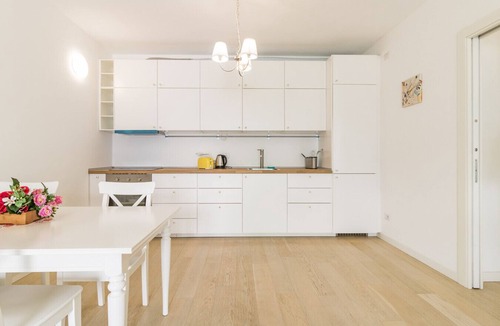 Cremia Apartment | Apartment Azalea - Cremia