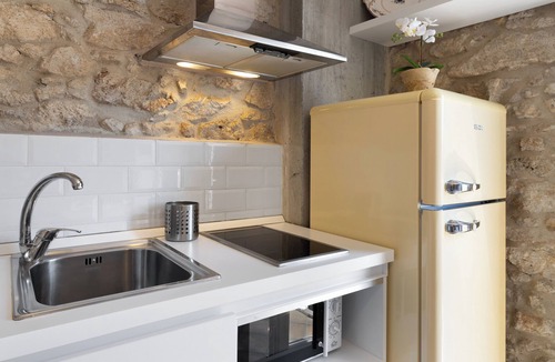Boragni Apartment | Apartment "Casa Virginia - Vigna" with Sea View, Shared Pool & Wi-Fi