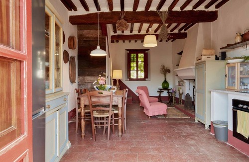 Vicopelago Apartment | Apartment 'Casale Toscano with Garden View' with Shared Garden, Wi-Fi and Air Conditioning