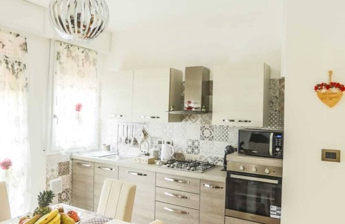 Bolognina Apartment | Apartment-Classic-Private Bathroom-Courtyard view