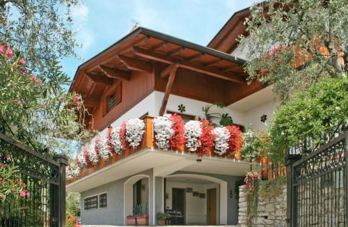 Magugnago Apartment | Apartment Delvai-1 by Interhome