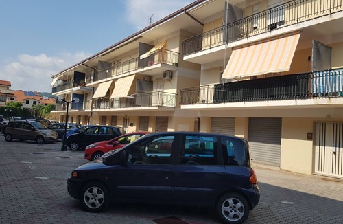 Gizzeria Apartment | Apartment Falerna Marina 100 m from the beach