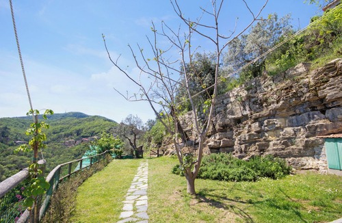 Ruta Apartment | Apartment 'Fattorialmare Gialla' with Sea View, Shared Terrace & Wi-Fi