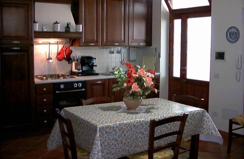 Chiusdino Villa | apartment/flat - 3 rooms - 2/7 personsHouse with garden