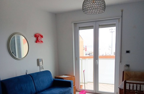 Savona Apartment | Apartment 'Frontemare' with Sea View, Wi-Fi and Air Conditioning