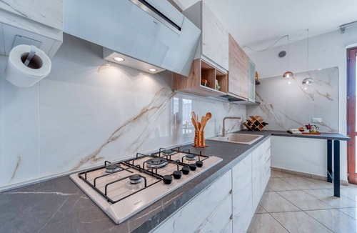 Castromediano Apartment | Apartment 'Green' with Balcony and Air Conditioning
