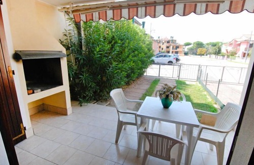 Eraclea Mare Apartment | Apartment Hermitage in Eraclea Mare - 4 persons, 1 bedrooms